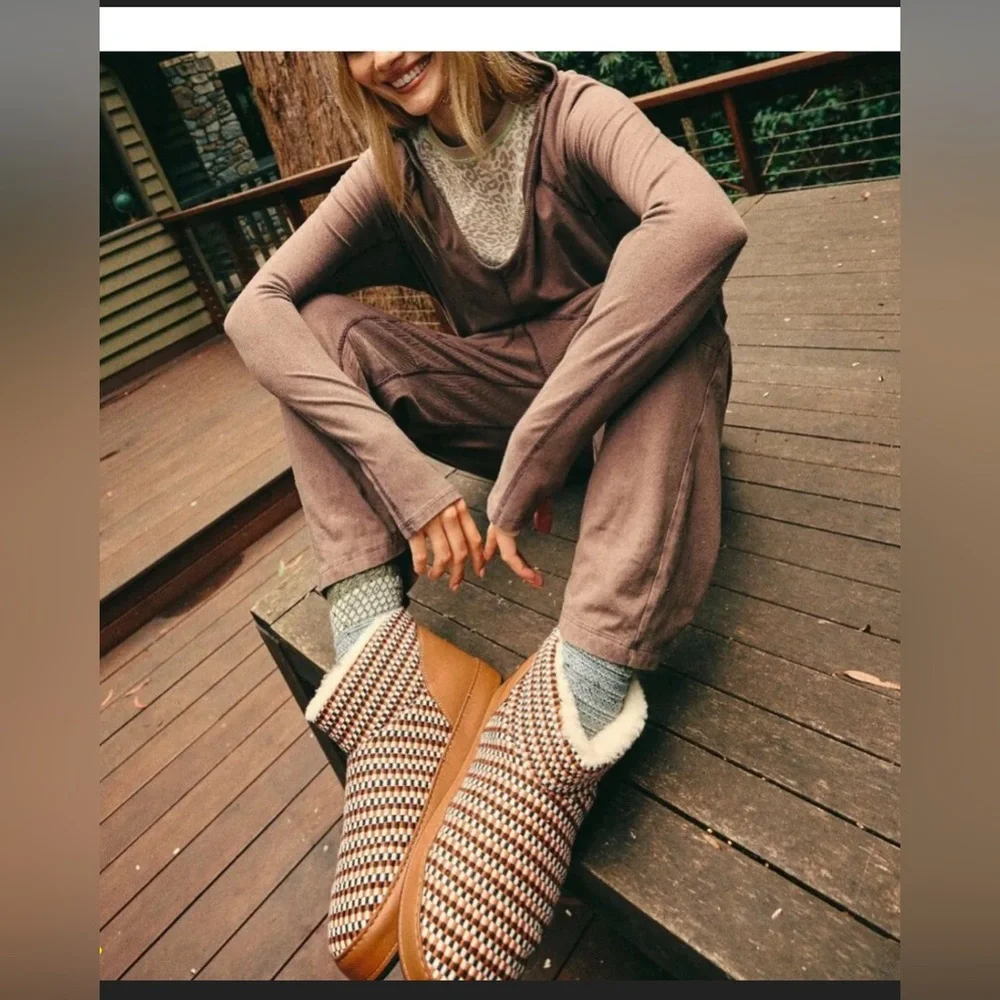 NWT Movement by Free People Brown V-Neck Jumpsuit Romper w/ Hoodie - Picture 6 of 6